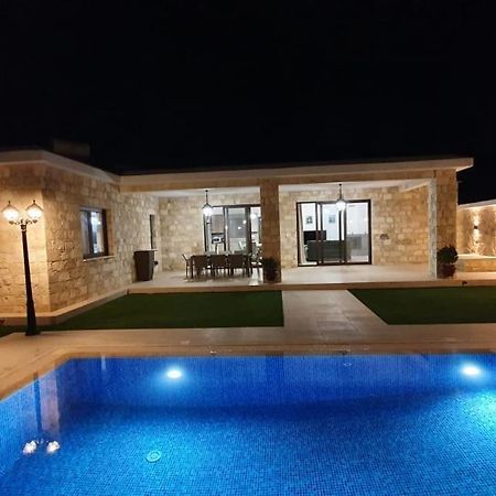 Villa Yermanina Geroskipou Exteriör bild